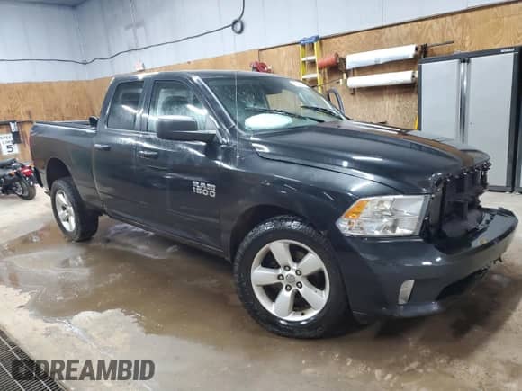 2015 Ram 1500 Tradesman with VIN 1C6RR7FG1FS620676, listed as a Copart auction lot 71601745 with 67,480 mi miles and Clean title. Bid and sale history available at DreamBid. Image 4.