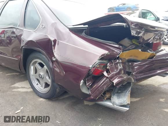 1996 Chevrolet Caprice 1SA Special Value with VIN 1G1BL52P2TR194692, listed as a IAAI auction lot 42086269 with Not provided miles and . Bid and sale history available at DreamBid. Image 19.