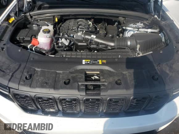 2024 Jeep Grand Cherokee Altitude X with VIN 1C4RJHAGXRC257659, listed as a Copart auction lot 62990445 with 197 mi miles and Salvage title. Bid and sale history available at DreamBid. Image 12.