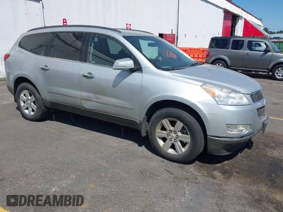 2012 Chevrolet Traverse 1LT с VIN 1GNKVGED3CJ171328, выставлен на аукционе IAAI как лот 42781151 с пробегом 146 627 миль миль и . История ставок и продаж доступна на DreamBid. Изображение 1.