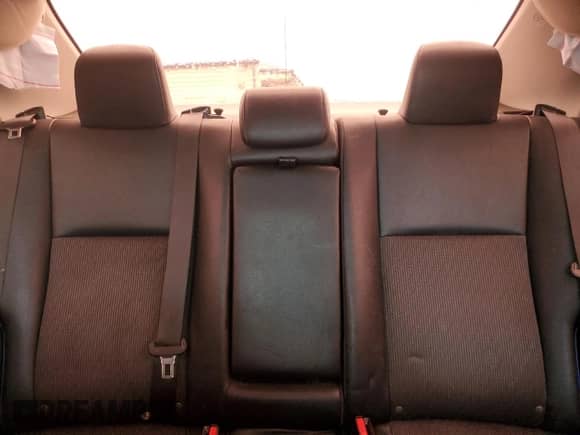 2019 Toyota Corolla L with VIN 5YFBURHE4KP902631, listed as a Copart auction lot 86238305 with 117,293 mi miles and Clean title. Bid and sale history available at DreamBid. Image 20.