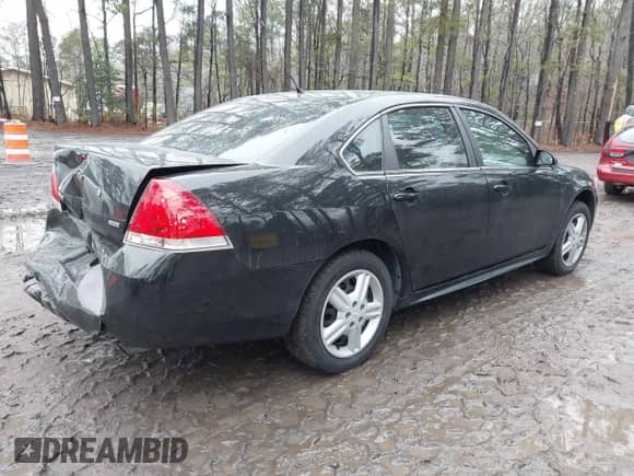 2015 Chevrolet Impala Police Police with VIN 2G1WD5E30F1123396, listed as a IAAI auction lot 41357666 with 81,411 mi miles and . Bid and sale history available at DreamBid. Image 4.