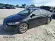 2017 Hyundai Elantra Value Edition z VIN KMHD84LF2HU156199, wystawiony jako Copart lot #71213985 z przebiegiem 123 059 mil mil oraz Szkoda całkowita • Salvage title. Historia ofert i sprzedaży dostępna na DreamBid. Obrazek 1.