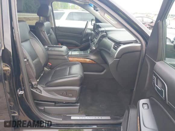 2015 Chevrolet Suburban LTZ с VIN 1GNSCKKCXFR731873, выставлен на аукционе IAAI как лот 42069917 с пробегом 108 963 миль миль и . История ставок и продаж доступна на DreamBid. Изображение 5.