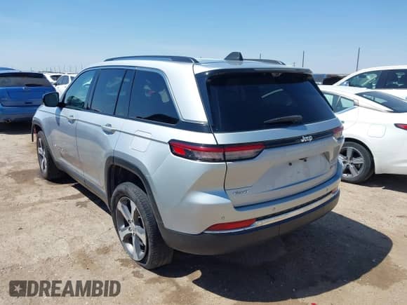 2023 Jeep Grand Cherokee Limited with VIN 1C4RJHBG3P8766068, listed as a IAAI auction lot 42914588 with 61,633 mi miles and . Bid and sale history available at DreamBid. Image 3.