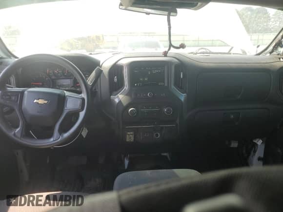 2019 Chevrolet Silverado 1500 Work Truck with VIN 1GCUYAEF1KZ296688, listed as a Copart auction lot 68529485 with 170,465 mi miles and Salvage title. Bid and sale history available at DreamBid. Image 8.