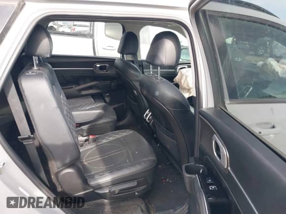 2022 Kia Sorento SX with VIN 5XYRK4LF8NG096339, listed as a IAAI auction lot 42256465 with 68,430 mi miles and . Bid and sale history available at DreamBid. Image 8.