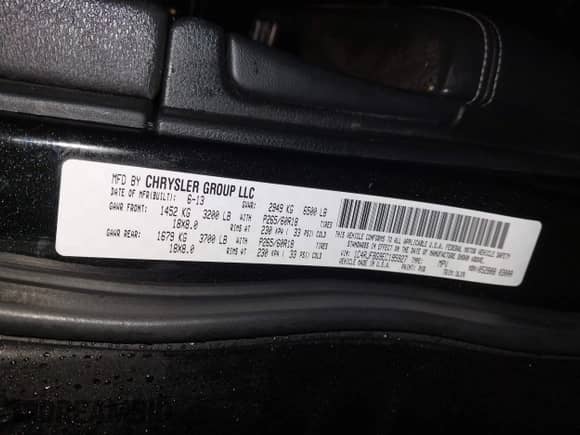 2014 Jeep Grand Cherokee Limited with VIN 1C4RJFBG9EC195927, listed as a IAAI auction lot 43293023 with 124,453 mi miles and . Bid and sale history available at DreamBid. Image 9.