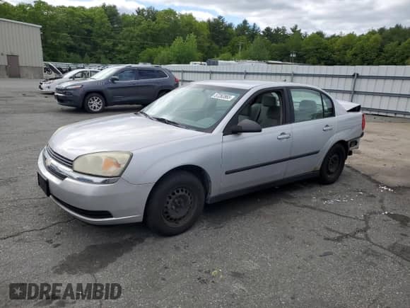 2004 Chevrolet Malibu z VIN 1G1ZS52F04F244369, wystawiony jako Copart lot #62882575 z przebiegiem 109 098 mil mil oraz Czysty tytuł • Clean title. Historia ofert i sprzedaży dostępna na DreamBid. Obrazek 1.