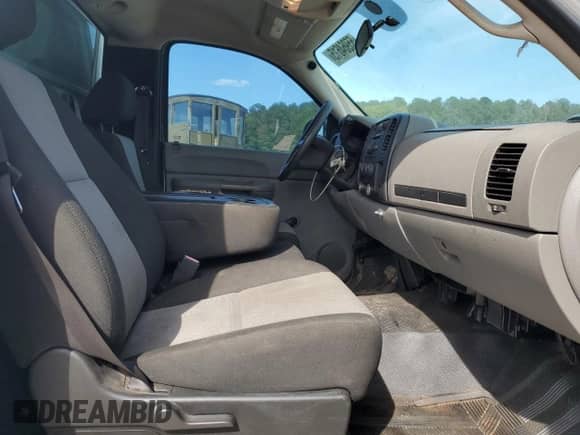 2009 Chevrolet Silverado 1500 Work Truck with VIN 1GCEC14C39Z192904, listed as a Copart auction lot 55964615 with 262,603 mi miles and Clean title. Bid and sale history available at DreamBid. Image 10.