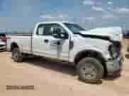 2017 Ford F-250 XLT с VIN 1FT7X2B65HEE06314, выставлен на аукционе Copart как лот 68752855 с пробегом 109 740 миль миль и Списание • Salvage title. История ставок и продаж доступна на DreamBid. Изображение 4.