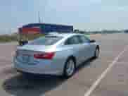 2018 Chevrolet Malibu LT с VIN 1G1ZD5ST2JF131549, выставлен на аукционе IAAI как лот 42964729 с пробегом 87 018 миль миль и . История ставок и продаж доступна на DreamBid. Изображение 4.