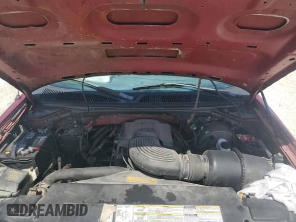 1999 Ford F-150 XL с VIN 2FTRX07W9XCA39220, выставлен на аукционе Copart как лот 81018635 с пробегом 213 635 миль миль и Списание • Salvage title. История ставок и продаж доступна на DreamBid. Изображение 11.