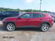 2025 Chevrolet Trax LS z VIN KL77LFEP2SC298743, wystawiony jako IAAI lot #42981519 z przebiegiem 1 047 mil mil oraz . Historia ofert i sprzedaży dostępna na DreamBid. Obrazek 14.