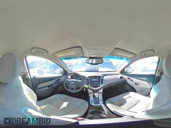 2015 Chevrolet Cruze LT z VIN 1G1PC5SBXF7262652, wystawiony jako Copart lot #86706305 z przebiegiem 302 241 mil mil oraz Szkoda całkowita • Salvage title. Historia ofert i sprzedaży dostępna na DreamBid. Obrazek 15.