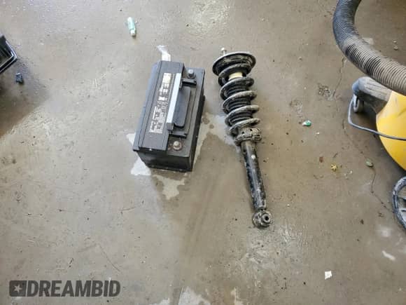 2015 Dodge Charger SXT with VIN 2C3CDXHGXFH814662, listed as a Copart auction lot 46355995 with 195,943 mi miles and Salvage title. Bid and sale history available at DreamBid. Image 12.