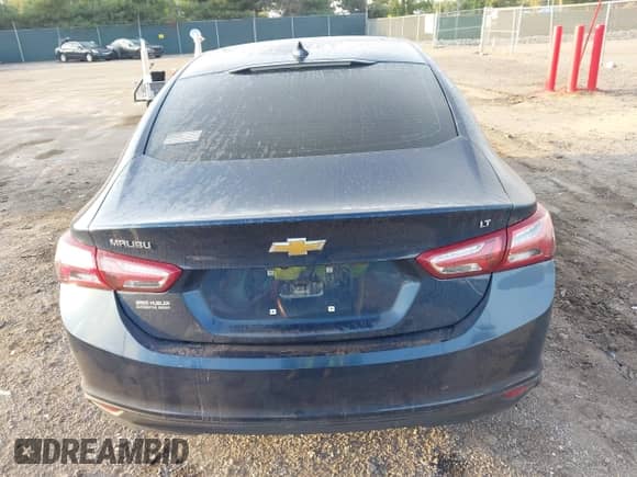 2022 Chevrolet Malibu LT z VIN 1G1ZD5ST3NF127922, wystawiony jako IAAI lot #43351328 z przebiegiem 82 036 mil mil oraz . Historia ofert i sprzedaży dostępna na DreamBid. Obrazek 17.