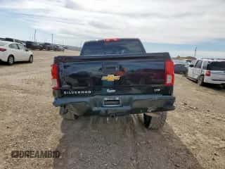 2016 Chevrolet Silverado 1500 LTZ z VIN 3GCUKSEC3GG352618, wystawiony jako Copart lot #84356155 z przebiegiem 108 653 mil mil oraz Szkoda całkowita • Salvage title. Historia ofert i sprzedaży dostępna na DreamBid. Obrazek 6.