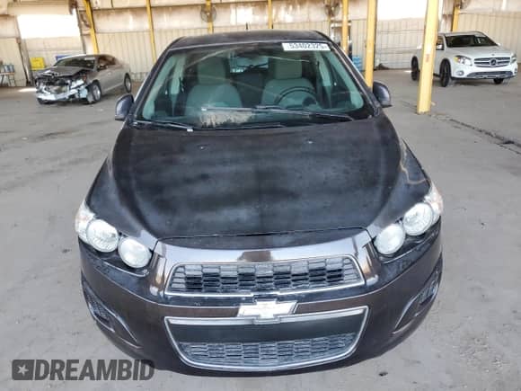 2013 Chevrolet Sonic LS с VIN 1G1JA6SH2D4204524, выставлен на аукционе Copart как лот 53402325 с пробегом 139 168 миль миль и Чистый • Clean title. История ставок и продаж доступна на DreamBid. Изображение 5.