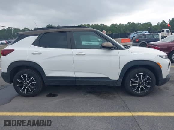2021 Chevrolet TrailBlazer ACTIV с VIN KL79MVSL4MB042372, выставлен на аукционе IAAI как лот 42941109 с пробегом 104 887 миль миль и . История ставок и продаж доступна на DreamBid. Изображение 13.