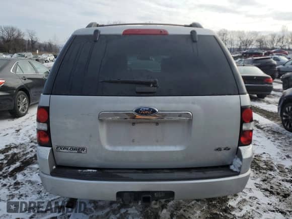2010 Ford Explorer with VIN 1FMEU7D80AUA08592, listed as a Copart auction lot 88688615 with 149,113 mi miles and Salvage title. Bid and sale history available at DreamBid. Image 6.