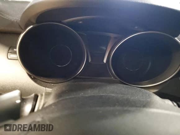 2015 Hyundai Genesis Coupe Ultimate с VIN KMHHU6KJ7FU125090, выставлен на аукционе Copart как лот 58808435 с пробегом Не указан миль и Списание • Salvage title. История ставок и продаж доступна на DreamBid. Изображение 9.