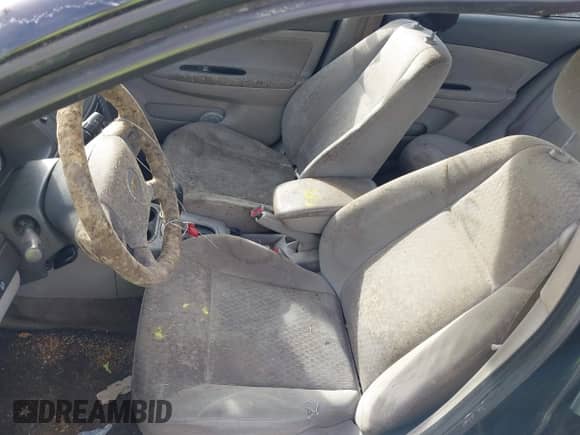 2005 Chevrolet Cobalt LS с VIN 1G1AL54F357588040, выставлен на аукционе IAAI как лот 43503063 с пробегом Не указан миль и . История ставок и продаж доступна на DreamBid. Изображение 13.
