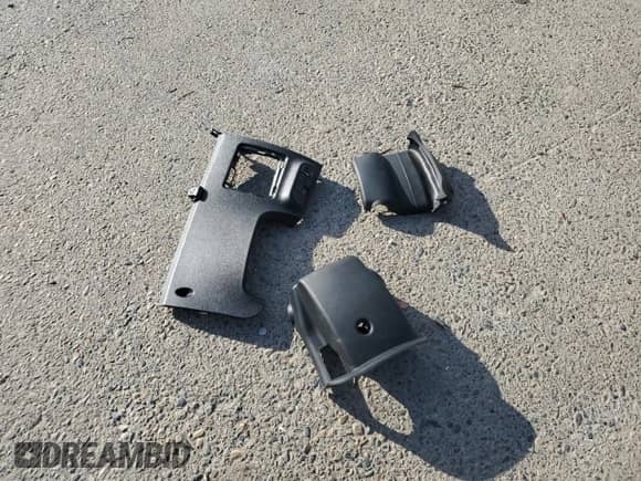 2013 Hyundai Veloster w/Black Int z VIN KMHTC6AD8DU147119, wystawiony jako Copart lot #82261415 z przebiegiem 132 516 mil mil oraz Szkoda całkowita • Salvage title. Historia ofert i sprzedaży dostępna na DreamBid. Obrazek 12.