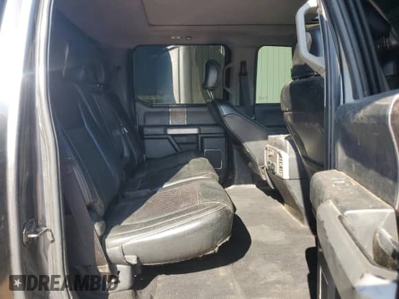 2019 Ford F-250 XL z VIN 1FT7W2BT9KEG18990, wystawiony jako Copart lot #81563955 z przebiegiem 148 080 mil mil oraz Szkoda całkowita • Salvage title. Historia ofert i sprzedaży dostępna na DreamBid. Obrazek 10.