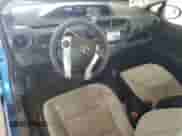 2017 Toyota Prius One z VIN JTDKDTB31H1592875, wystawiony jako Copart lot #64930425 z przebiegiem 87 459 mil mil oraz Szkoda całkowita • Salvage title. Historia ofert i sprzedaży dostępna na DreamBid. Obrazek 8.