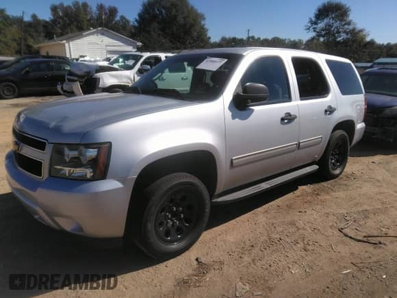 2014 Chevrolet Tahoe Commercial с VIN 1GNLC2E02ER217861, выставлен на аукционе IAAI как лот 43500177 с пробегом 192 917 миль миль и . История ставок и продаж доступна на DreamBid. Изображение 2.