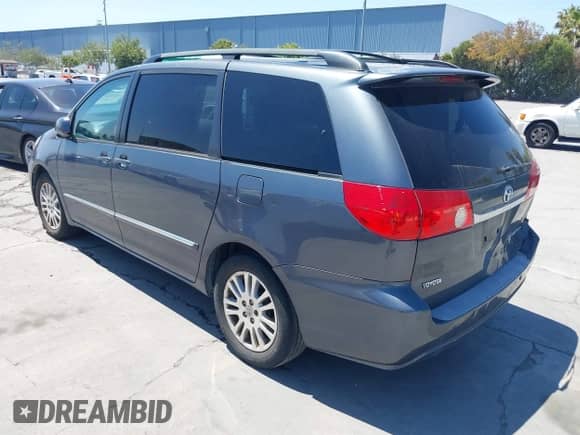2007 Toyota Sienna XLE z VIN 5TDZK22C87S063469, wystawiony jako IAAI lot #42529973 z przebiegiem 200 238 mil mil oraz . Historia ofert i sprzedaży dostępna na DreamBid. Obrazek 3.