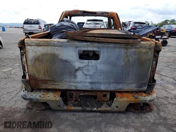 2020 Chevrolet Colorado 2WD LT with VIN 1GCHSCEA7L1163906, listed as a Copart auction lot 61836555 with Not provided miles and Salvage title. Bid and sale history available at DreamBid. Image 6.