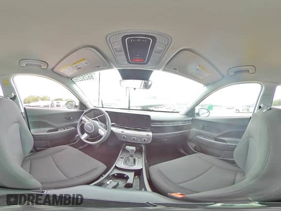2025 Hyundai Kona SE с VIN KM8HA3AB4SU262760, выставлен на аукционе Copart как лот 66282265 с пробегом 5 741 миль миль и Списание • Salvage title. История ставок и продаж доступна на DreamBid. Изображение 14.