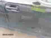 2016 Ford F-150 XLT z VIN 1FTEW1EP8GKE94073, wystawiony jako IAAI lot #43301958 z przebiegiem 185 114 mil mil oraz . Historia ofert i sprzedaży dostępna na DreamBid. Obrazek 19.