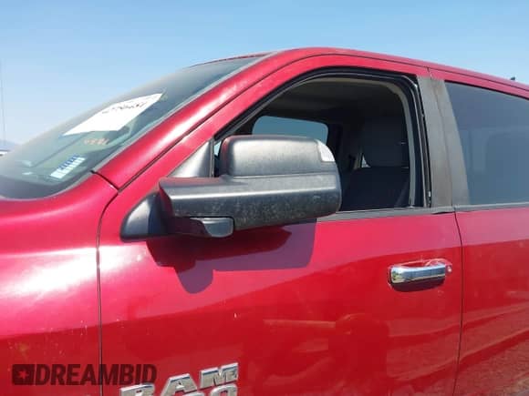 2014 Ram 1500 Big Horn z VIN 1C6RR7LM5ES354149, wystawiony jako IAAI lot #42756481 z przebiegiem Nie podano mil oraz . Historia ofert i sprzedaży dostępna na DreamBid. Obrazek 6.