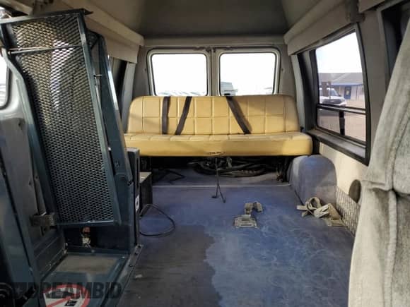 1989 Chevrolet Chevy Van с VIN 2GCEG25K9K4149407, выставлен на аукционе Copart как лот 87439465 с пробегом 64 427 миль миль и Чистый • Clean title. История ставок и продаж доступна на DreamBid. Изображение 10.