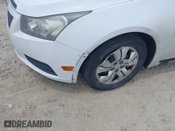 2013 Chevrolet Cruze LS с VIN 1G1PA5SH2D7303184, выставлен на аукционе IAAI как лот 42589388 с пробегом 135 754 миль миль и . История ставок и продаж доступна на DreamBid. Изображение 6.