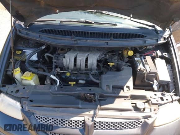 2000 Dodge Grand Caravan with VIN 1B4GP54G1YB559651, listed as a IAAI auction lot 40251476 with 145,034 mi miles and . Bid and sale history available at DreamBid. Image 10.