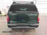 2003 Chevrolet Tahoe Z71 с VIN 1GNEK13Z03R101465, выставлен на аукционе IAAI как лот 42545784 с пробегом 194 238 миль миль и . История ставок и продаж доступна на DreamBid. Изображение 17.