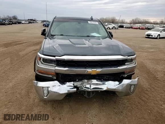 2017 Chevrolet Silverado 1500 LT z VIN 1GCVKREH9HZ157035, wystawiony jako Copart lot #49819325 z przebiegiem 219 651 mil mil oraz Czysty tytuł • Clean title. Historia ofert i sprzedaży dostępna na DreamBid. Obrazek 13.