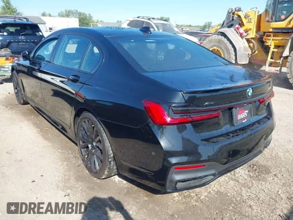 2022 BMW 7 Series 750i xDrive with VIN WBA7U2C01NCK81206, listed as a IAAI auction lot 43116168 with 46,879 mi miles and . Bid and sale history available at DreamBid. Image 3.