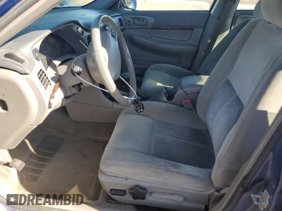 2005 Chevrolet Impala LS z VIN 2G1WH52K159295890, wystawiony jako Copart lot #80750425 z przebiegiem 193 827 mil mil oraz Szkoda całkowita • Salvage title. Historia ofert i sprzedaży dostępna na DreamBid. Obrazek 7.