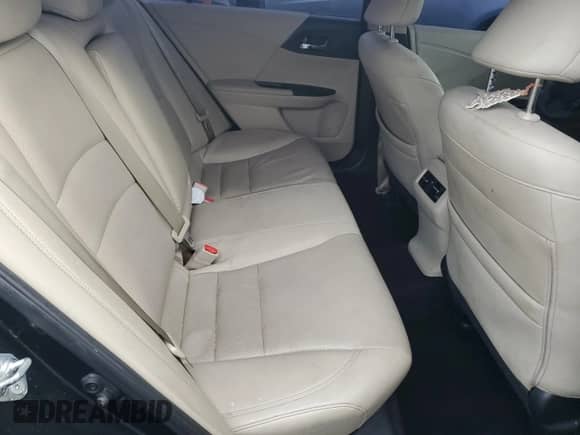 2017 Honda Accord EX-L z VIN 1HGCR3F06HA042563, wystawiony jako Copart lot #69002285 z przebiegiem 134 274 mil mil oraz Szkoda całkowita • Salvage title. Historia ofert i sprzedaży dostępna na DreamBid. Obrazek 10.