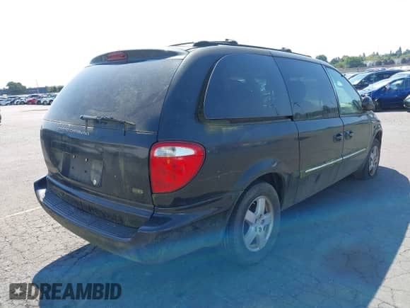2003 Dodge Caravan ES z VIN 2D4GP54L93R283961, wystawiony jako IAAI lot #42783137 z przebiegiem Nie podano mil oraz . Historia ofert i sprzedaży dostępna na DreamBid. Obrazek 4.