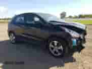 2020 Honda HR-V LX z VIN 3CZRU6H32LM735801, wystawiony jako Copart lot #81206185 z przebiegiem 90 600 mil mil oraz Szkoda całkowita • Salvage title. Historia ofert i sprzedaży dostępna na DreamBid. Obrazek 4.