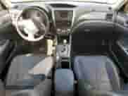 2013 Subaru Forester X Limited z VIN JF2SHAEC8DH434315, wystawiony jako Copart lot #70504655 z przebiegiem 139 261 mil mil oraz Szkoda całkowita • Salvage title. Historia ofert i sprzedaży dostępna na DreamBid. Obrazek 8.