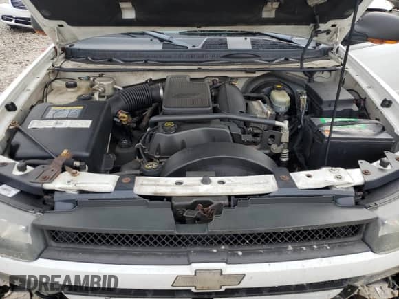 2002 Chevrolet TrailBlazer EXT LT z VIN 1GNET16S826100883, wystawiony jako Copart lot #47736265 z przebiegiem 147 411 mil mil oraz Czysty tytuł • Clean title. Historia ofert i sprzedaży dostępna na DreamBid. Obrazek 12.