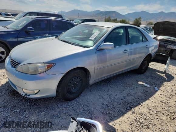 2005 Toyota Camry STD с VIN 4T1BE32K15U621821, выставлен на аукционе Copart как лот 80732275 с пробегом 198 590 миль миль и Списание • Salvage title. История ставок и продаж доступна на DreamBid. Изображение 1.