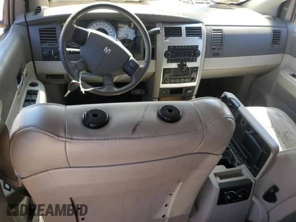 2005 Dodge Durango Limited with VIN 1D4HD58D65F536132, listed as a Copart auction lot 66535975 with Not provided miles and Salvage title. Bid and sale history available at DreamBid. Image 8.